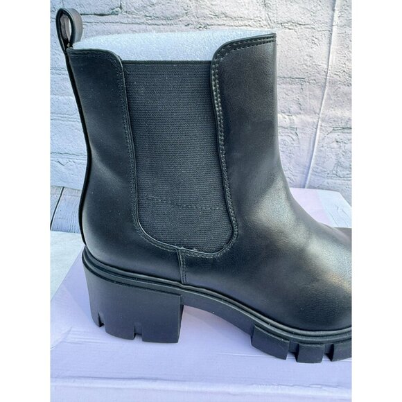 Madden girl black ankle Chelsea Tessa boots pull on chunky lug sole NWB size - Picture 6 of 8